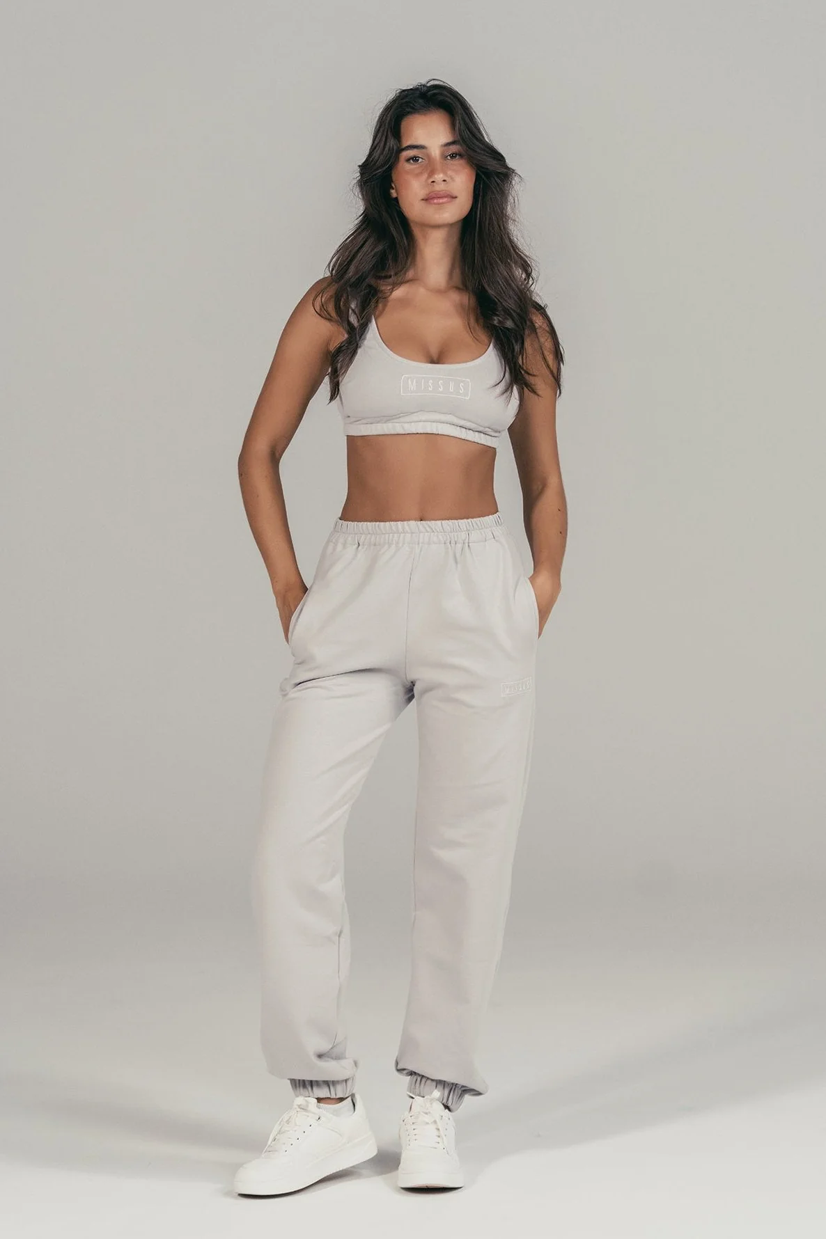 GREY TRACKSUIT SWEATPANTS