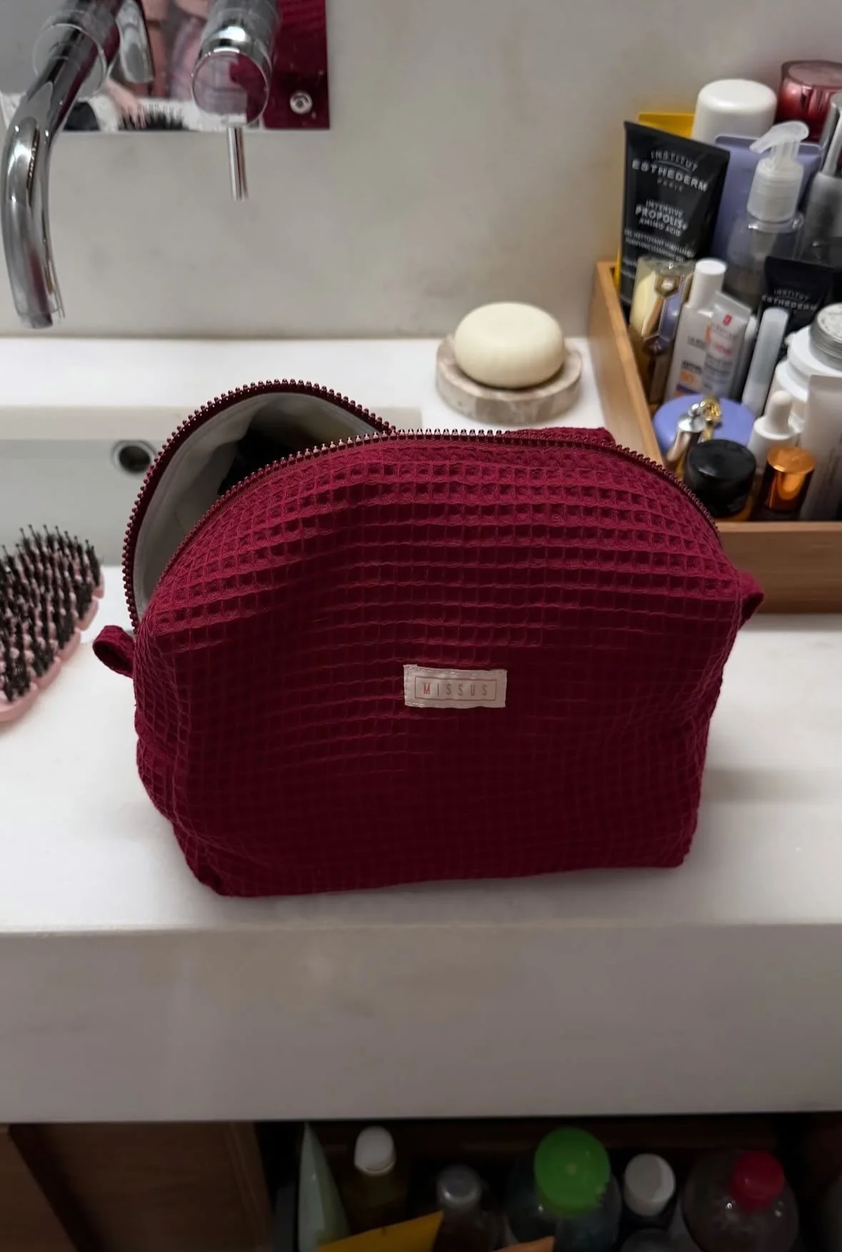 WAFFLE LARGE POUCH S2 - Image 2